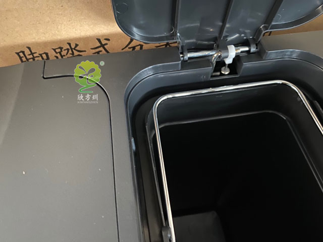 小區家用不銹鋼腳踏垃圾桶雙桶